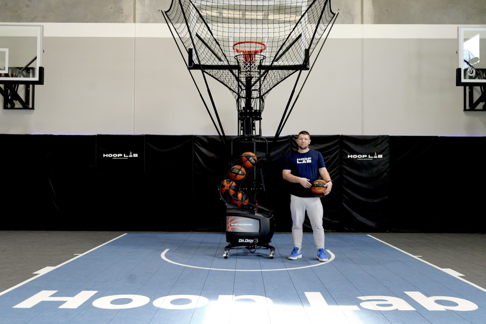 HoopLab court in Malaga with the Dr. Dish CT+ set up under the hoop