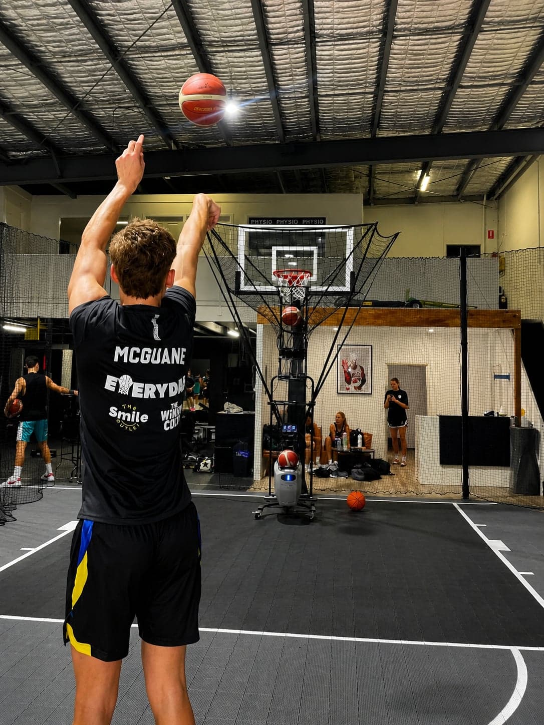 Everydai Performance, Gold Coast basketball facility with the Dr. Dish Rebel+